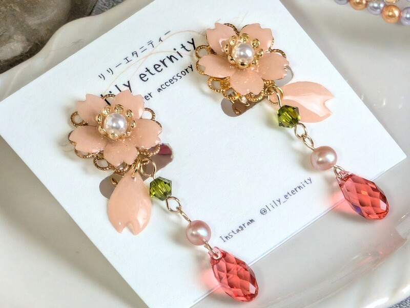 紙のお花】春風にゆれる桜のイヤリング/ピアス（パピエルⓇ） / はら