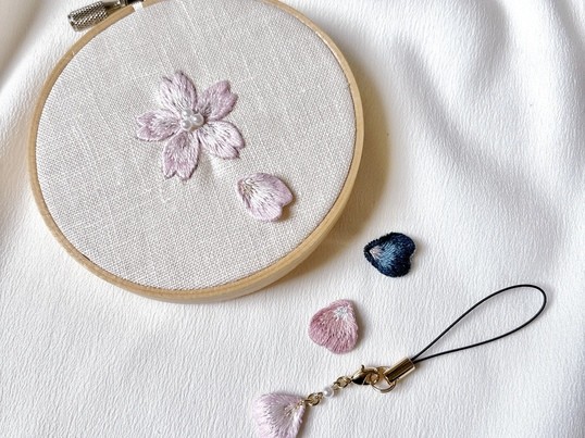 春香るひと針、桜の花びらの刺繍ワークショップ / 小林 さやか