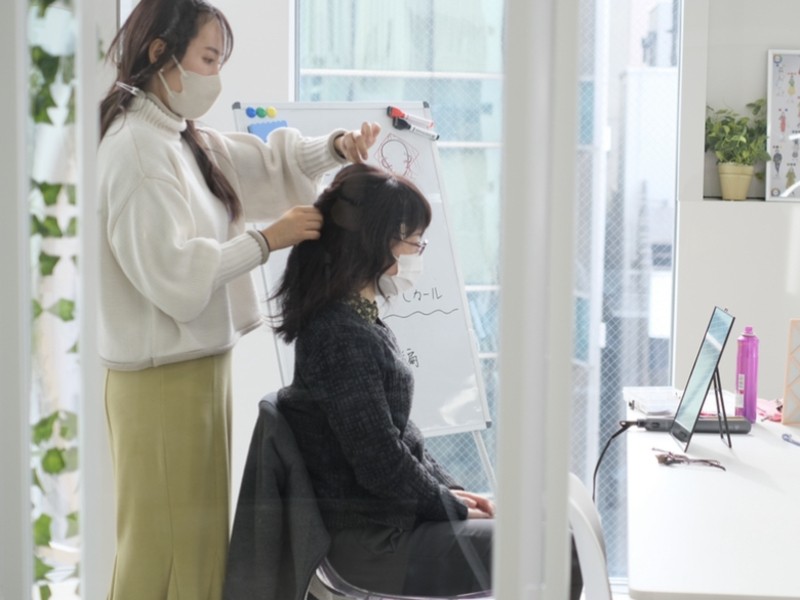 新宿 代々木の 巻き髪 編み込み女子会 ヘアアレンジのコツをプロが伝授 By Mimura Ai ストアカ