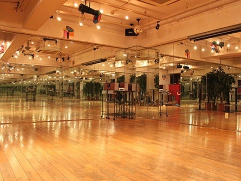 池袋 巣鴨の 池袋駅 0から始める サルサ ペアダンス お昼間に余裕ある方 By 尾崎 隆志 ストアカ
