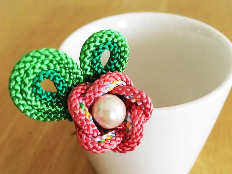 横浜 みなとみらいの 津久井紐で作るお花のuピン髪飾り By 高橋 美登里 ストアカ