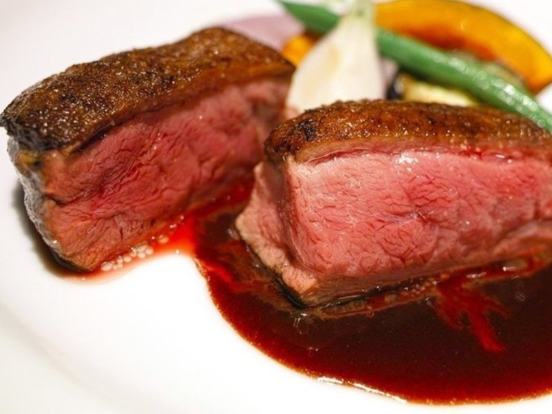 渋谷 恵比寿の お正月のお肉３品 鴨肉のステーキ 鴨のマリネ ローストビーフ By 鈴木 すずき 博士 はかせ ストアカ