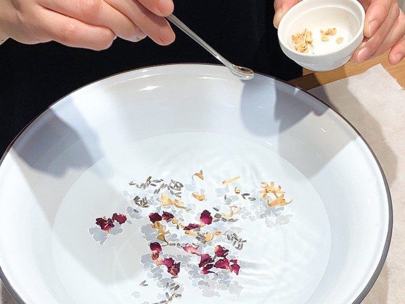 渋谷 恵比寿の 手の若返りを実感 アロマケアでやわらかい手肌を手に入れる By 相川 愛 ストアカ