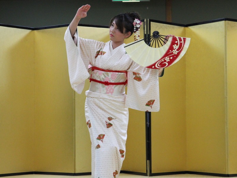 初心者大歓迎！簡単に楽しく日本舞踊 マンツーマン（体験） / 葉月 雛丸
