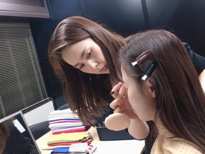 銀座 大手町の プライベートメイクレッスン 洗練顔 で一目置かれる女性に By 喜多川 智子 ストアカ