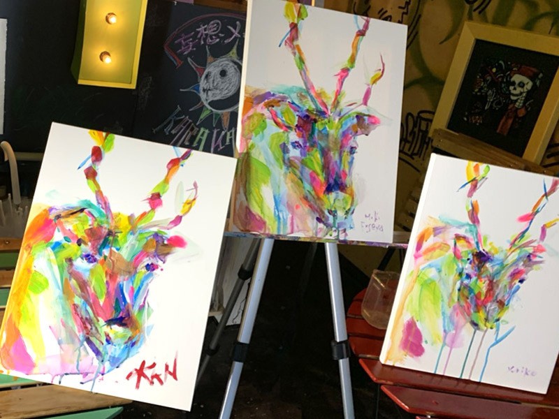 アーティストとカラフルに描く【アクリル画】対面レッスン👩‍🎨 / 伏屋