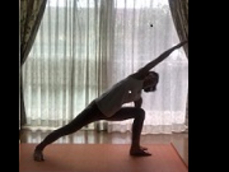 アディダス YOGA / 畑 ひろみ