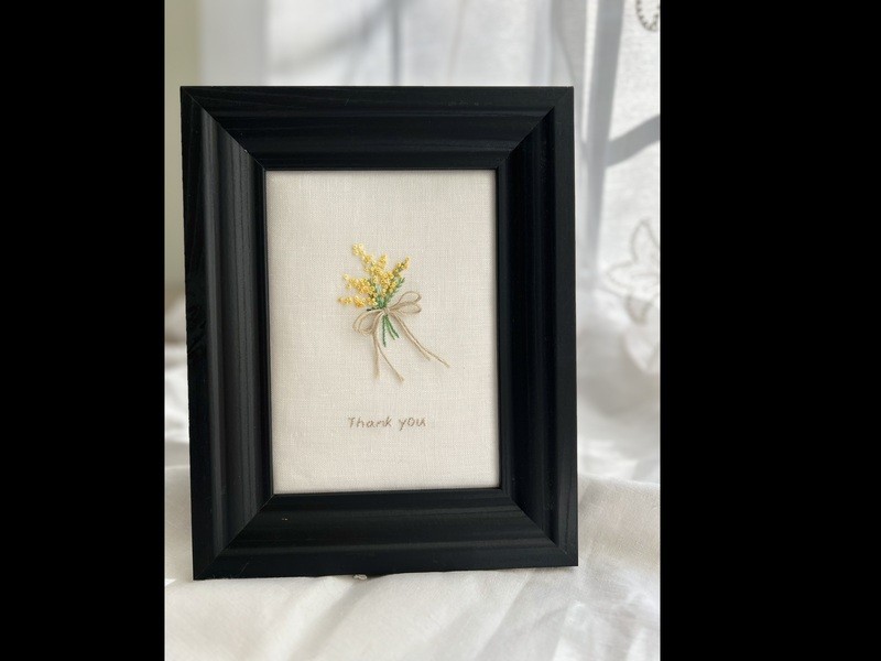 初めましての刺繍レッスン ミモザの花束刺繍 / 中根 悦子