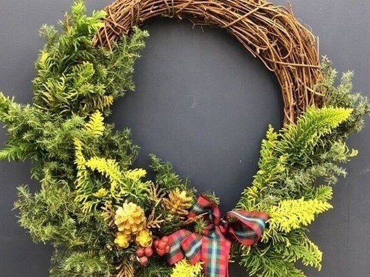 本物の木で作るクリスマスのハーフリース（4歳以上親子参加可能