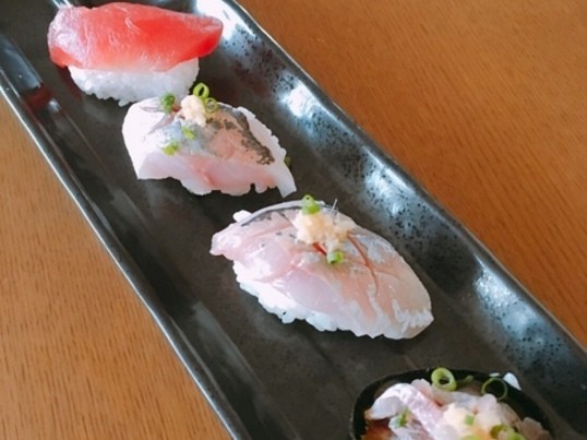 浅草 上野の アジのソテー 握り寿司 たたき 一人二尾三枚おろしてアジ尽くし By Tsuchiya Take ストアカ