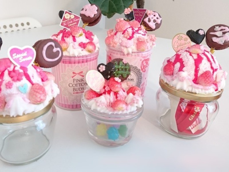 川口 越谷の 型を使い 本物そっくりいちごパフェと小さいアイスクリームを作る By 高橋 るり子 ストアカ