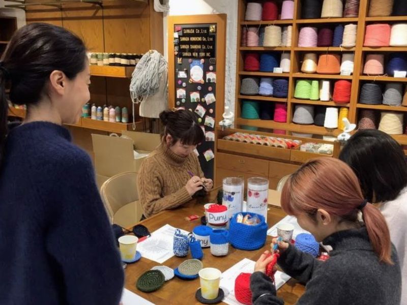 渋谷 恵比寿の 初心者向け コースターで覚えるかぎ針編みの基礎と円編みの法則 By アサダ チエ ストアカ