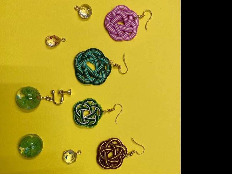 水引　ピアス 梅結び 和風 アイスラリマー 天然石ピアス 梅結び 天然石 水引 ピアス 梅結び 和風 アイスラリマー 梅結び 天然石 天然石