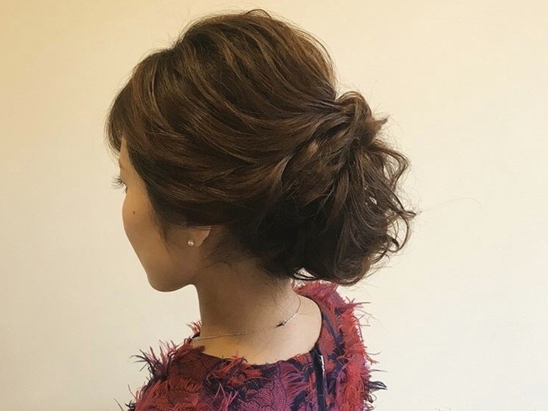 心斎橋 なんばの 大人気プロが教える コテの使い方を一から学ぶ 初心者向け巻き髪講座 By 端本 崇子 ストアカ