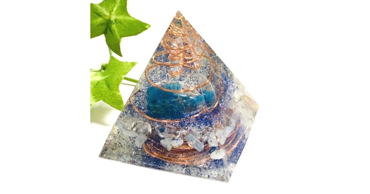 ピラミッド型オルゴナイトを作って自宅をパワースポットに！ / 川崎 雅美