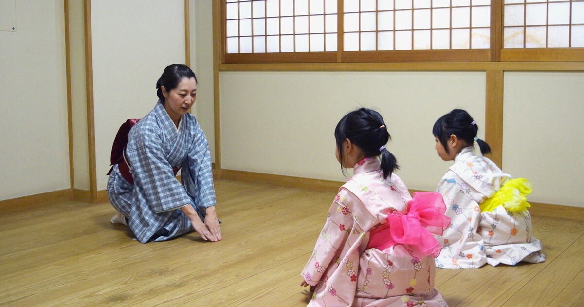 お子さま向け】日本舞踊体験！ / 花柳 女雛