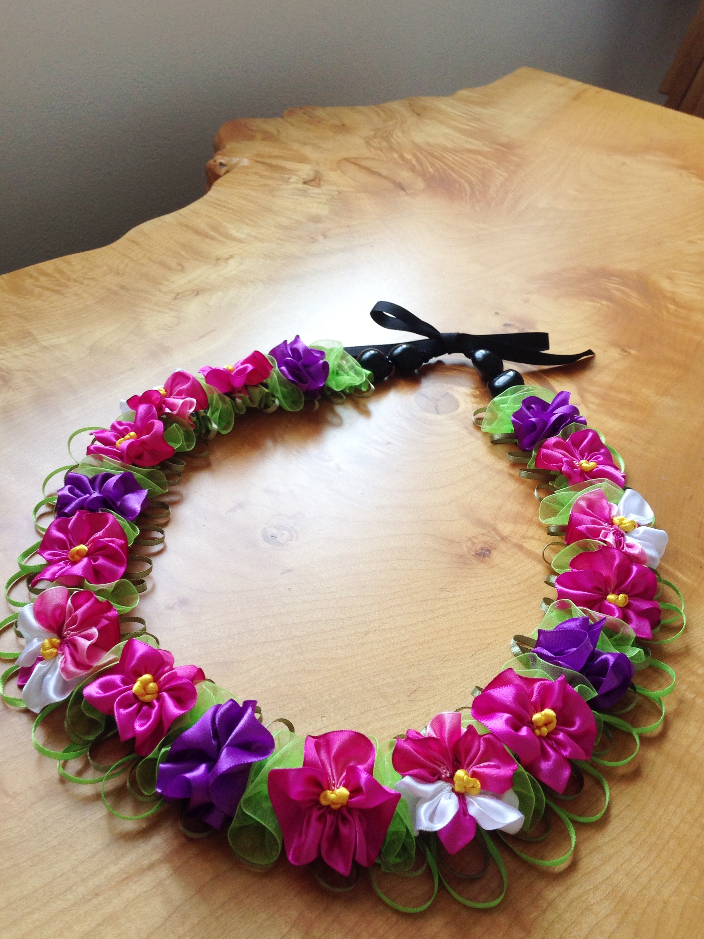 Flower ハンドメイド・手芸 ロケラニのクロシェットレイ