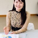 老後に向けた正しい投資を伝える投資コンサルタントの講座の風景