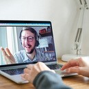 オンラインで本格的な英語が学べるネイティブ英会話の講座の風景