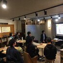 疎通の課題を解決する教室の講座の風景