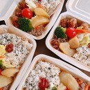 生まれた時から菜食で生活する講師が教える野菜料理の講座の風景