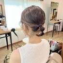動画で巻き髪やアレンジができなかった不器用さんへの講座の風景