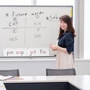 ホームバイリンガル体験教室の講座の風景