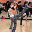 アメリカで大人気のズンバクラスを、自宅で楽しもう！の講座の風景