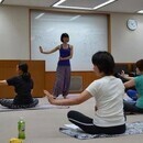 無理なく身体が整う、自己整体ルーシーダットンの講座の風景