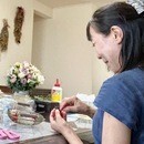 花の魔法でこころの平穏な日常を　フラワースクールの講座の風景