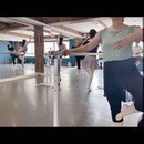 体が硬くても安心♡ ゆっくり始める大人バレエの講座の風景