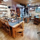 初めてでも出来るレザークラフト体験教室の講座の風景