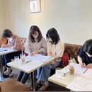 日常を彩る「ペン字」 豊かな非日常を創る「かな書」の講座の風景