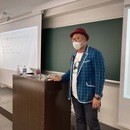 現役お笑い芸人と対面で楽しむ、学ぶワークショップの講座の風景