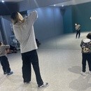 タツミキッズダンススクールの開催する講座の風景