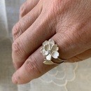 粘土が99.9%の純銀に！シルバーアクセサリー教室の講座の風景