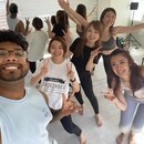 みんなで楽しく！インドのボリウッドダンス教えますの講座の風景