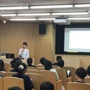 褒め言葉で変わる人間関係、コミュニケーションのプロの講座の風景