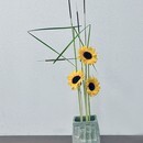 気分リフレッシュ　草月いけばな「成城花のアトリエ」の講座の風景
