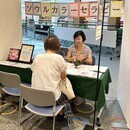 心の中をさらけ出し、なりたい自分を見つけるサポートの講座の風景