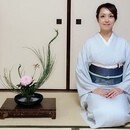 和のお稽古で心を豊かに♪着物いけばな教室の講座の風景