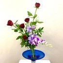 副家元教場で四季折々の花材で楽しくお稽古が出来ますの講座の風景