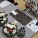 お花とお抹茶で季節のテーブルを彩ります。の講座の風景