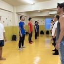 身体の潜在能力を引き出す専門家の講座の風景
