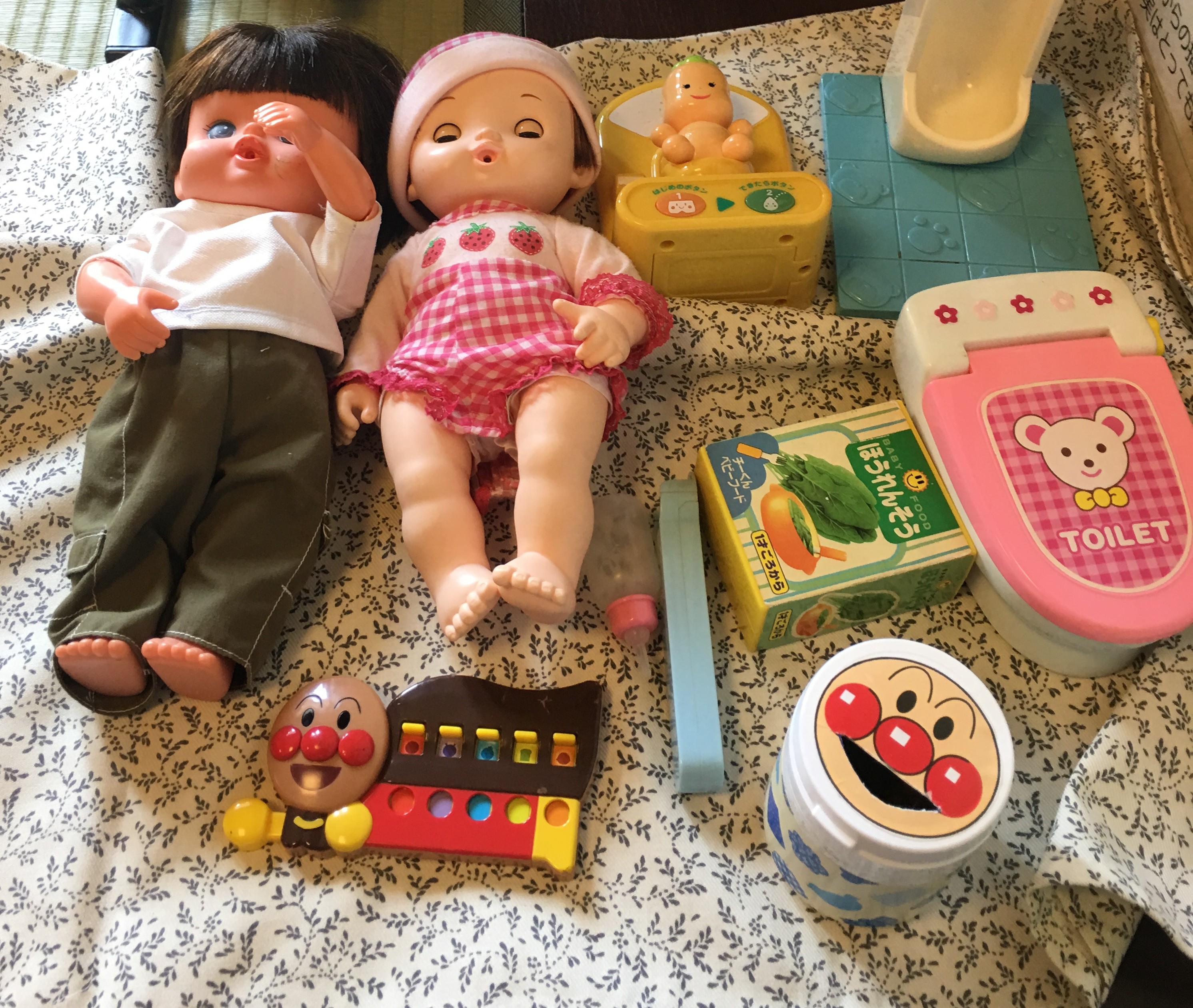 タカラ ママにおしえて おむつのチーちゃん チーくん お人形セット