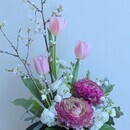 お花とお抹茶で季節のテーブルを彩ります。の講座の風景