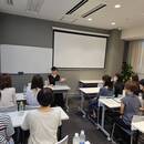 “自分を愛し自分らしく生きる力”が育ちます。の講座の風景