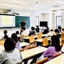 老若男女の温故知新を育む古民家交流放送室「Biz参道メディアサテライト」の開催する講座の風景