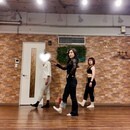 姿勢と歩き方を変えれば、一生モノの美が手に入る♡の講座の風景