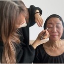 自信あふれる笑顔へ。40代からの美人顔メイクの講座の風景